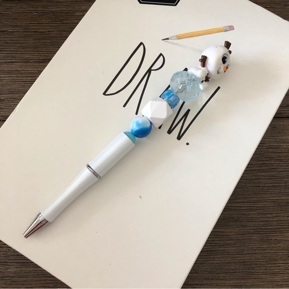 Disney Doorables: Frozen: Olaf handmade beaded pen - Picture 2 of 3